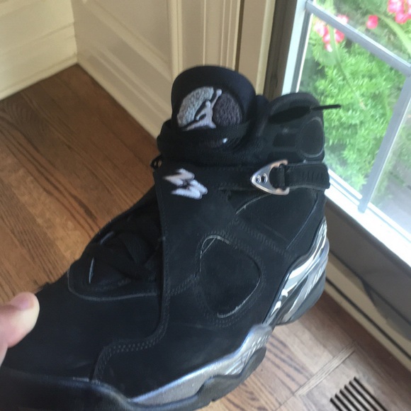 Jordan 8 chromes - Picture 2 of 7